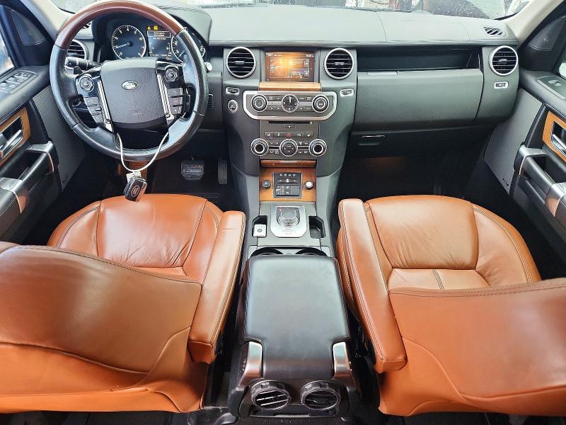 Photo 8 from auction – 2016 LAND ROVER LR4 with VIN SALAK2V66GA835878