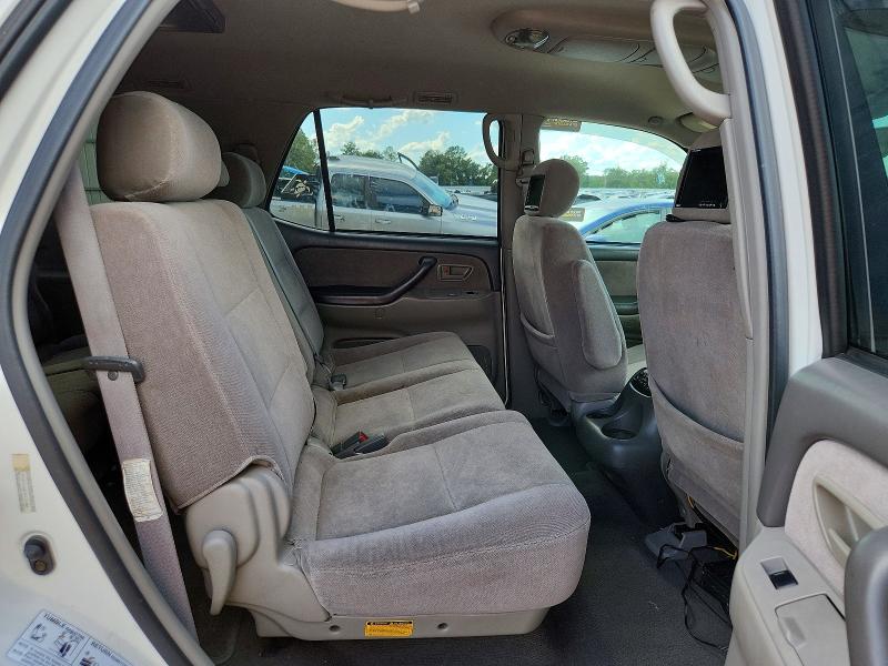 Photo 11 from auction – 2003 TOYOTA SEQUOIA with VIN 5TDBT44A23S175054