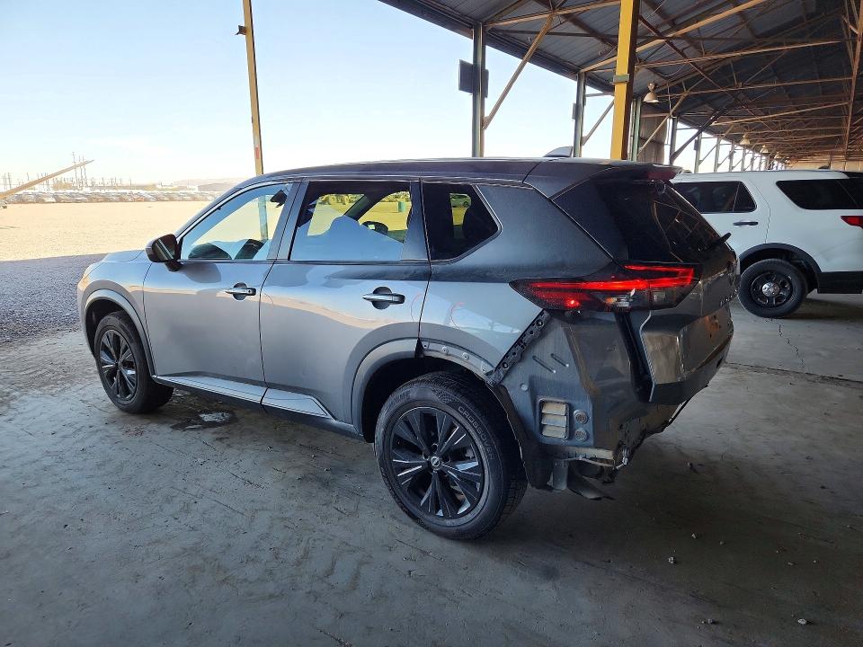 Photo 2 from auction – 2023 NISSAN ROGUE with VIN JN8BT3BBXPW475151