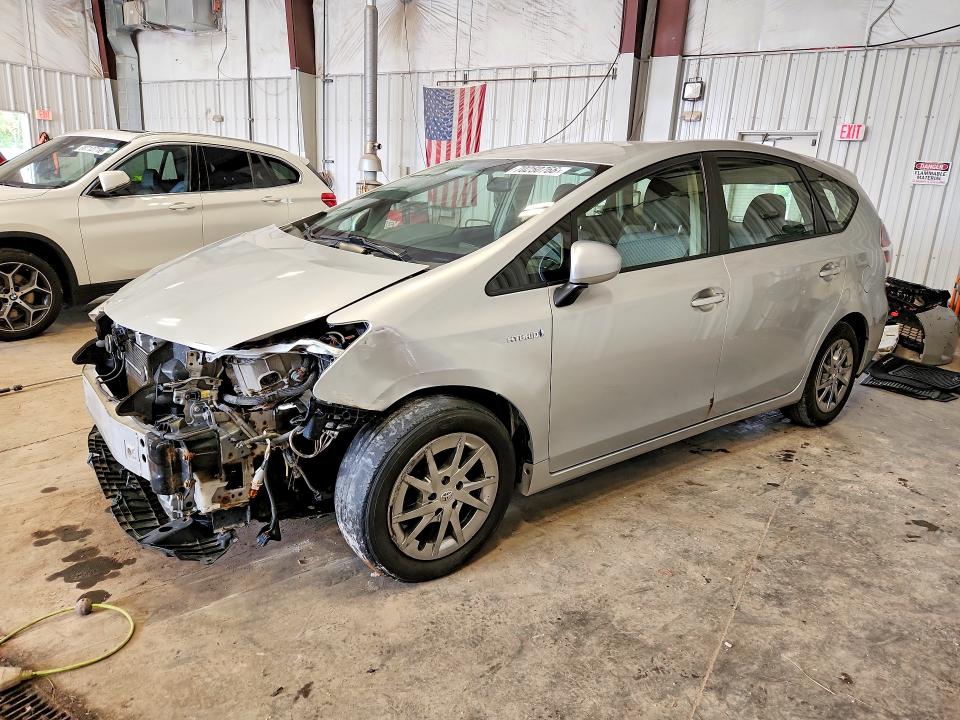 2015 TOYOTA PRIUS V - Търг №70250766