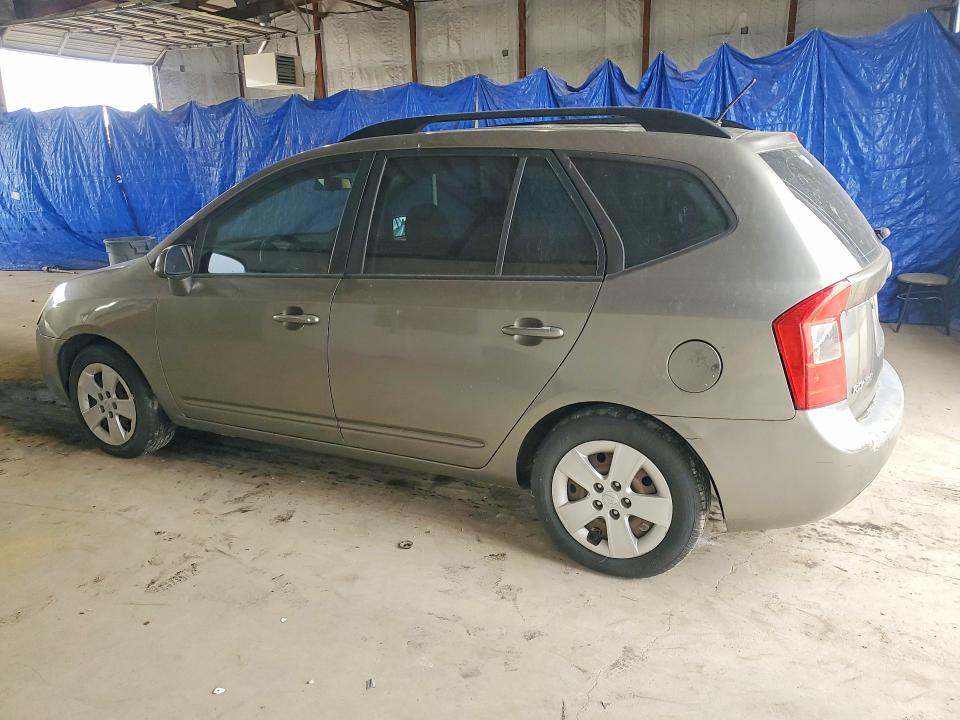 Photo 2 from auction – 2009 KIA RONDO with VIN KNAFG528097242777