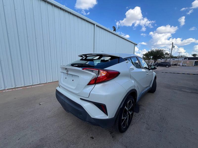 Photo 4 from auction – 2018 TOYOTA C-HR with VIN NMTKHMBX6JR030359
