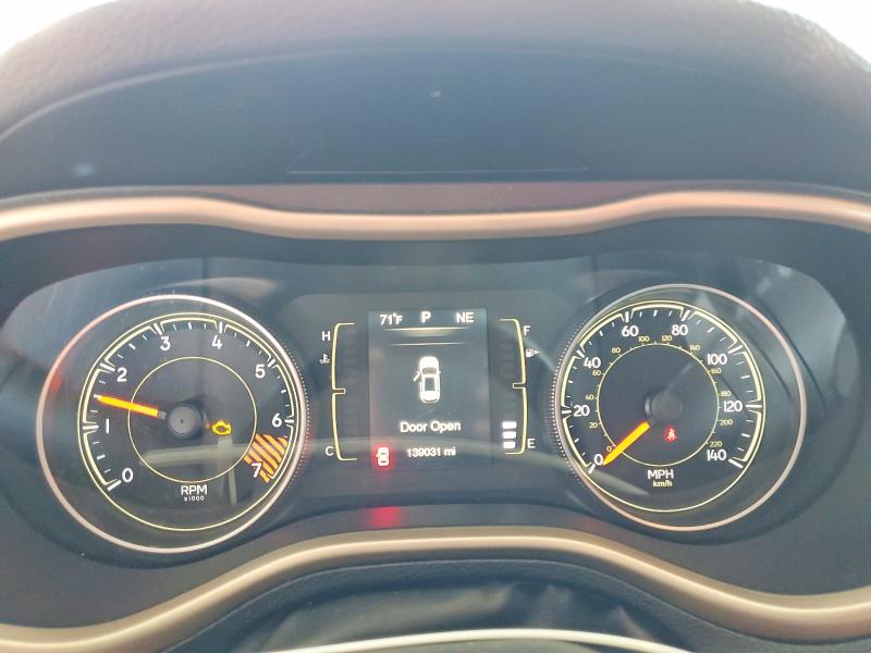 Photo 9 from auction – 2015 JEEP CHEROKEE with VIN 1C4PJLAB2FW554224