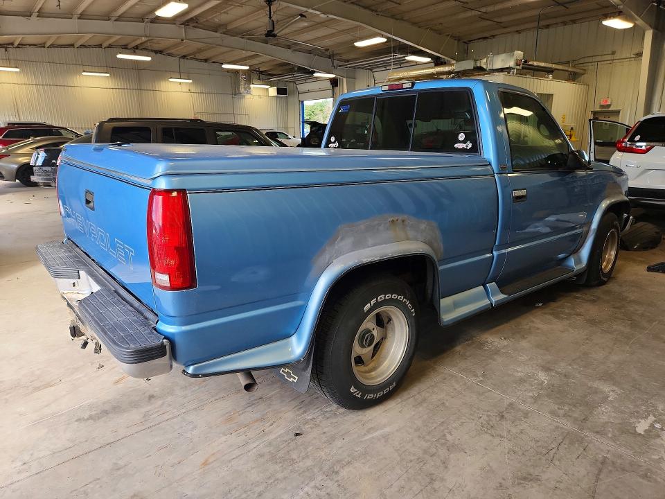 Photo 3 from auction – 1997 CHEVROLET GMT-400 with VIN 1GBEC14W5VZ100863