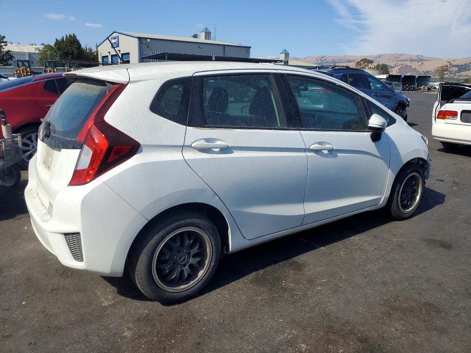 Photo 3 from auction – 2017 HONDA FIT with VIN 3HGGK5G50HM703535