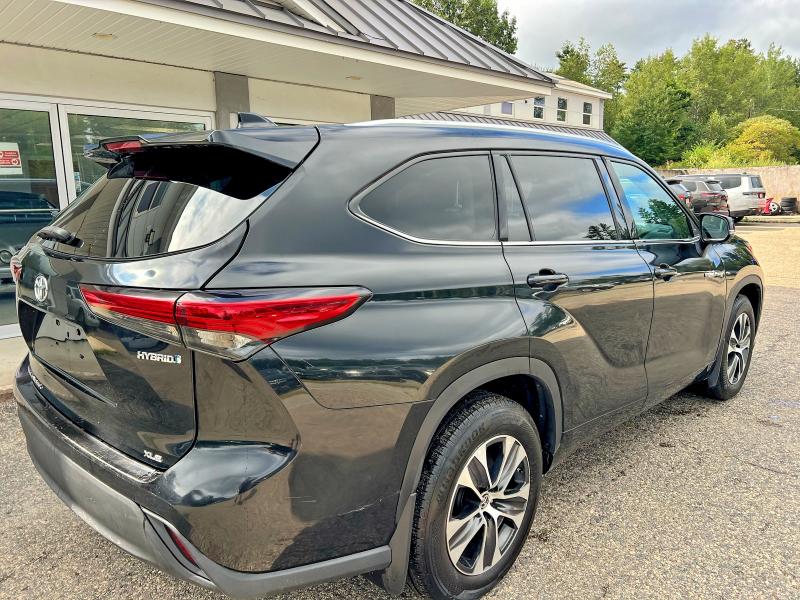 Photo 4 from auction – 2021 TOYOTA HIGHLANDER with VIN 5TDGBRCH4MS034038