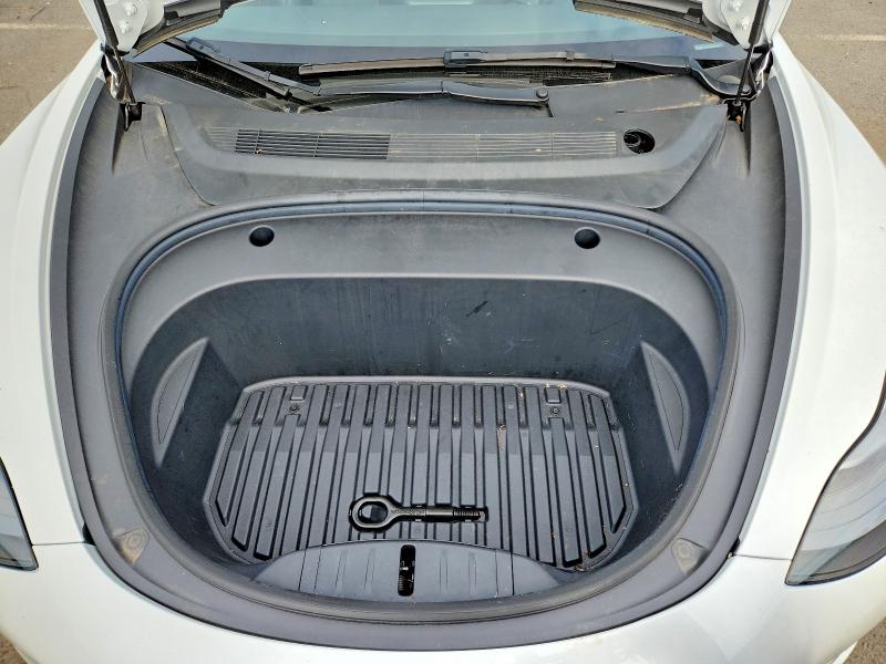 Photo 11 from auction – 2022 TESLA MODEL 3 with VIN 5YJ3E1EB8NF250013