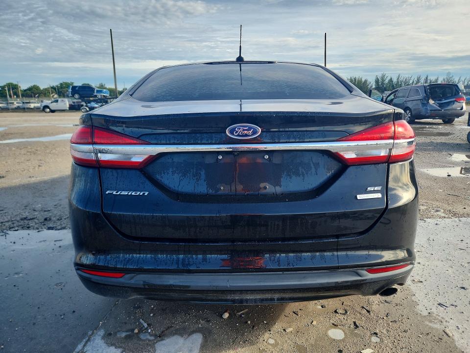 Photo 6 from auction – 2017 FORD FUSION with VIN 3FA6P0HD6HR132582