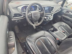 Photo 8 from auction – 2019 CHRYSLER PACIFICA with VIN 2C4RC1GG3KR638825