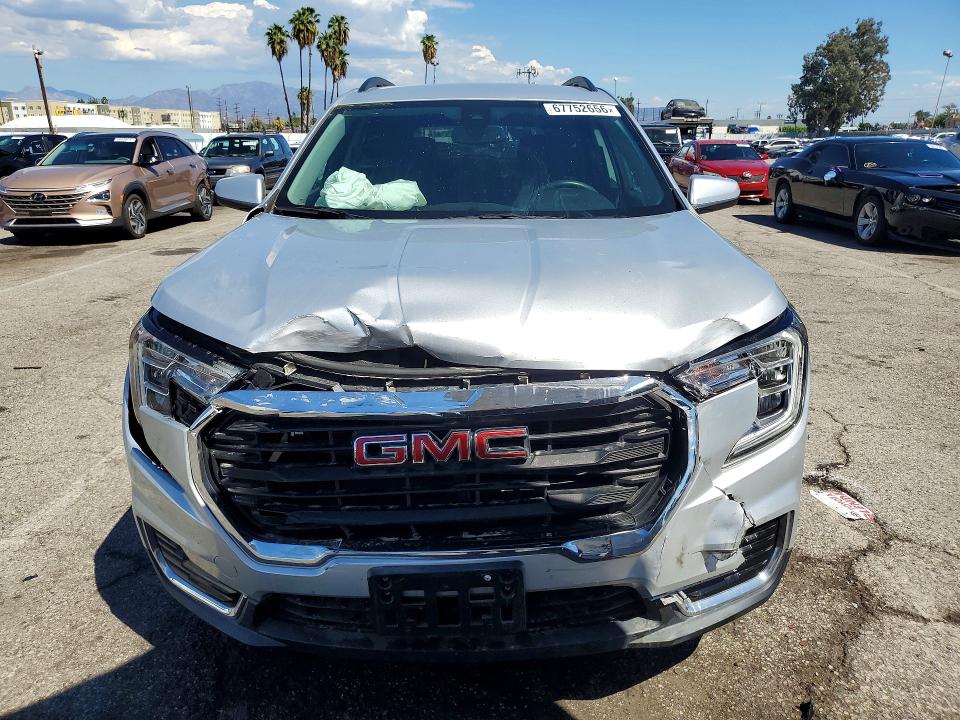 Photo 5 from auction – 2022 GMC TERRAIN with VIN 3GKALMEV6NL147784