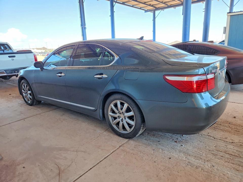 Photo 2 from auction – 2007 LEXUS LS with VIN JTHBL46F475004986