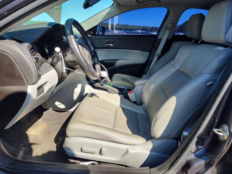 Photo 7 from auction – 2018 ACURA ILX with VIN 19UDE2F40JA003910