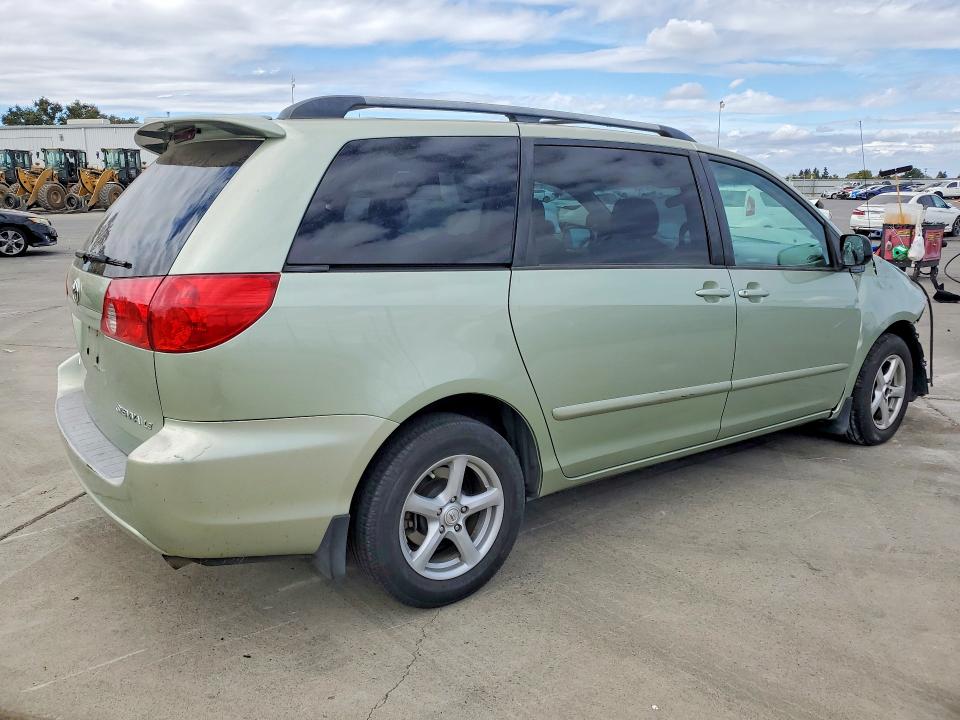 Photo 3 from auction – 2008 TOYOTA SIENNA with VIN 5TDZK23C38S182112