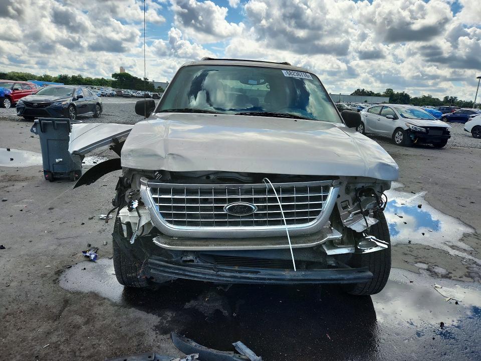 Zdjęcie 5 z aukcji – 2003 FORD EXPLORER z VIN 1FMDU63W33ZB56151