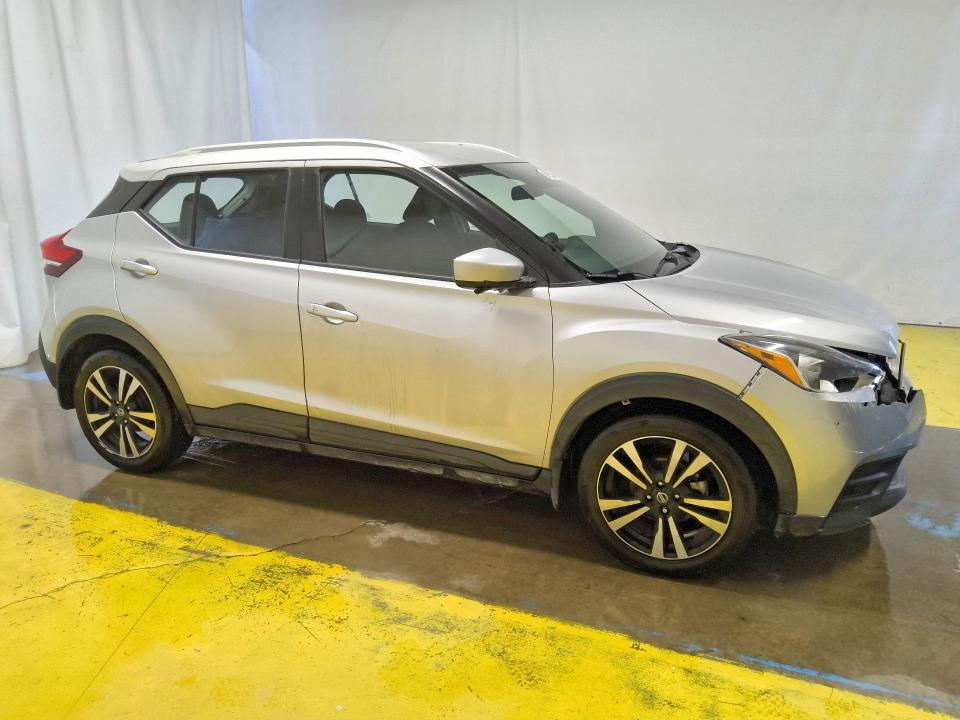 Photo 4 from auction – 2020 NISSAN KICKS with VIN 3N1CP5CV4LL554813