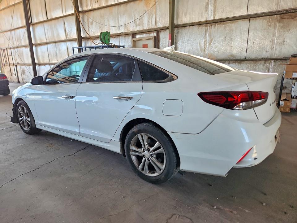 Photo 2 from auction – 2019 HYUNDAI SONATA with VIN 5NPE34AF3KH749646