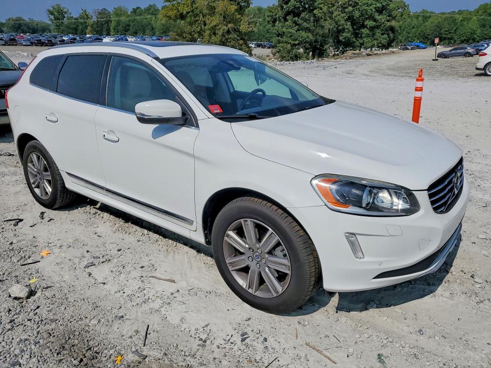 Снимка 4 от търг – 2017 VOLVO XC60 с VIN YV440MRU5H2106441