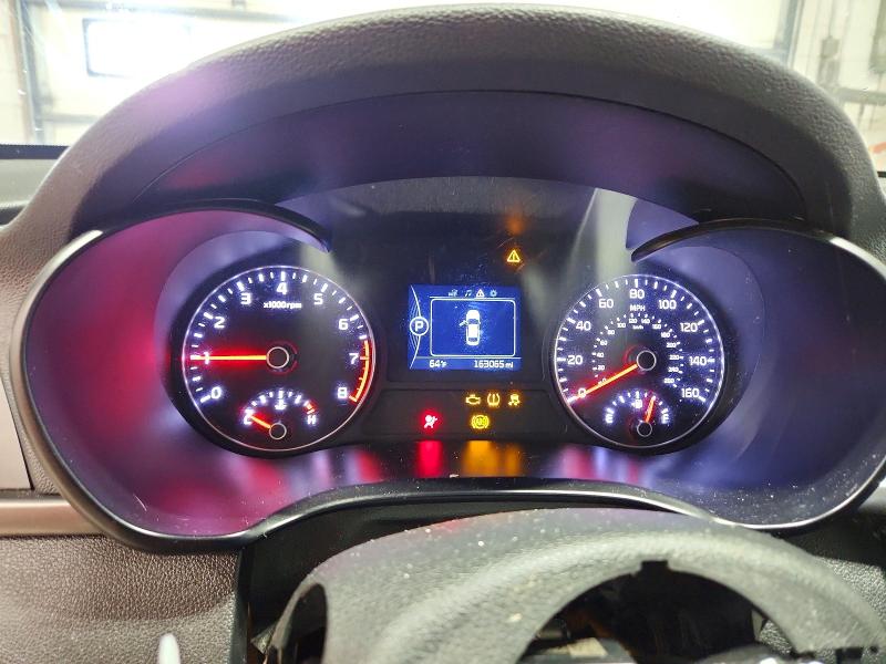 Photo 9 from auction – 2018 KIA OPTIMA with VIN 5XXGT4L34JG186323