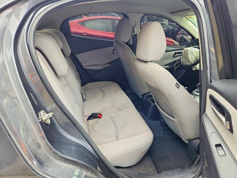 Снимка 10 от търг – 2019 TOYOTA YARIS с VIN 3MYDLBYV4KY516313