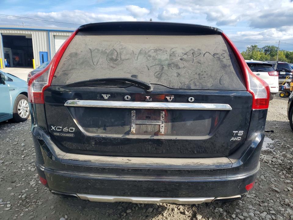 Photo 6 from auction – 2015 VOLVO XC60 with VIN YV4612RK9F2739451
