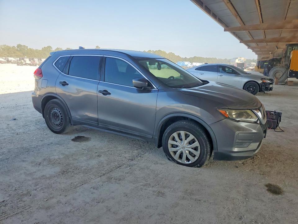 Photo 4 from auction – 2017 NISSAN ROGUE with VIN 5N1AT2MT9HC871576