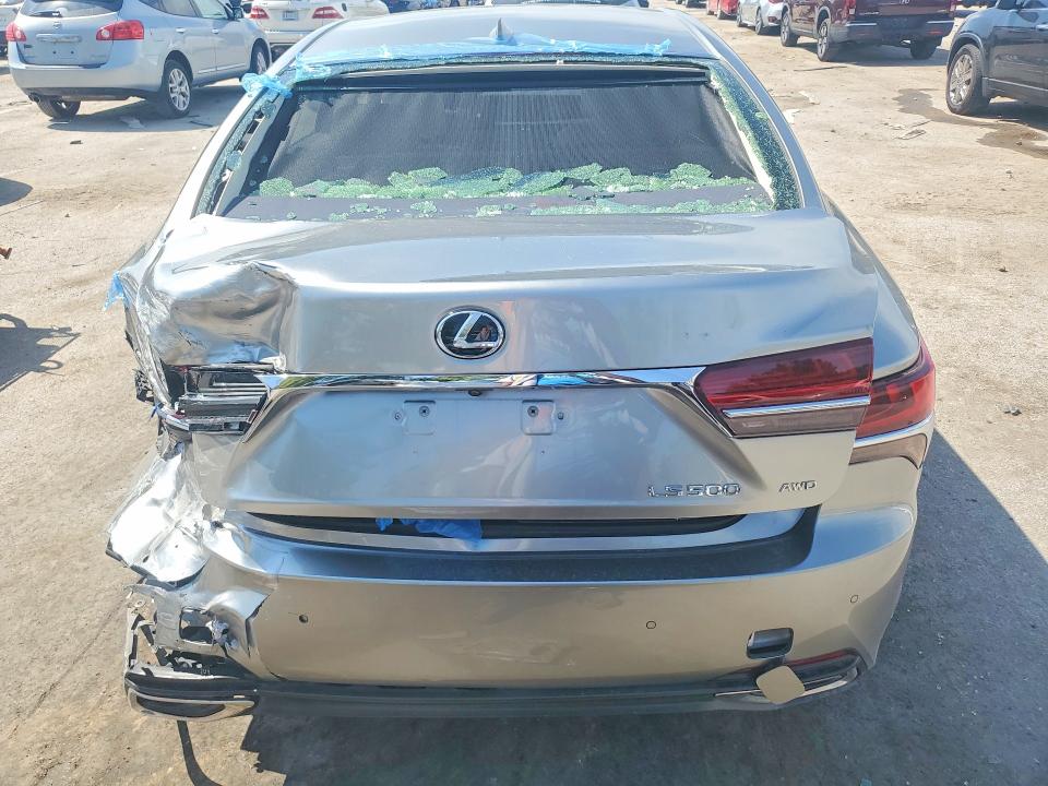 Photo 6 from auction – 2019 LEXUS LS 500 with VIN JTHC51FF7K5005913