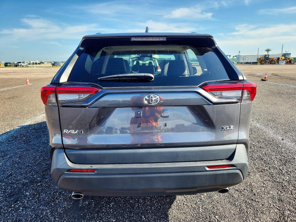 Снимка 6 от търг – 2024 TOYOTA RAV4 с VIN 2T3C1RFV2RC264574