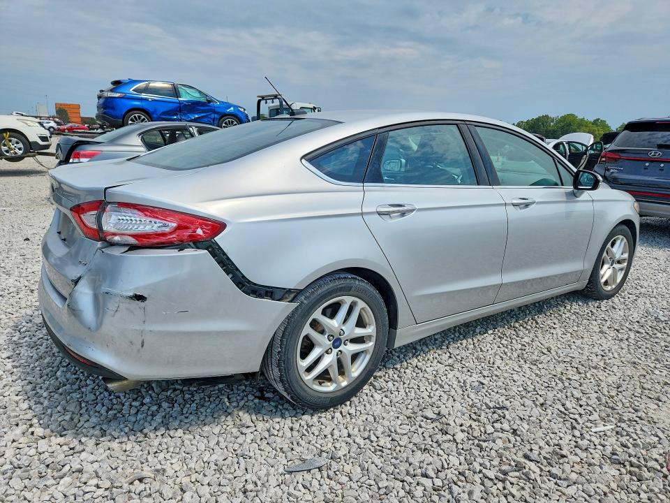 Photo 3 from auction – 2016 FORD FUSION with VIN 1FA6P0H75G5100279