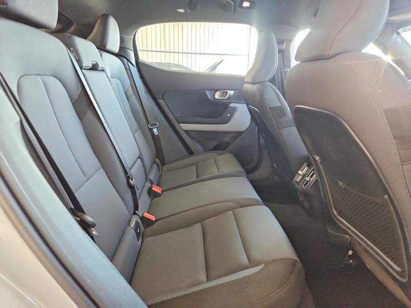 Photo 10 from auction – 2023 POLESTAR 2 with VIN YSMED3KAXPL145349