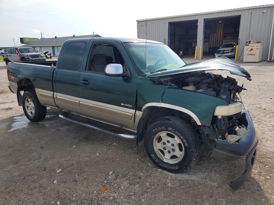 Photo 4 from auction – 2002 CHEVY SILVERADO 1500 with VIN 2GCEK19T521410903