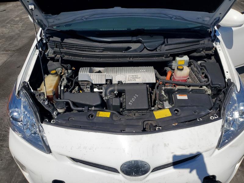 Photo 11 from auction – 2013 TOYOTA PRIUS with VIN JTDKN3DU1D5594258
