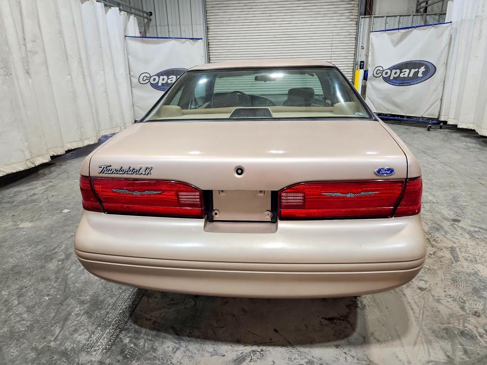صورة رقم 6 من المزاد - 1996 FORD THUNDERBIRD مع VIN 1FALP62W4TH172542