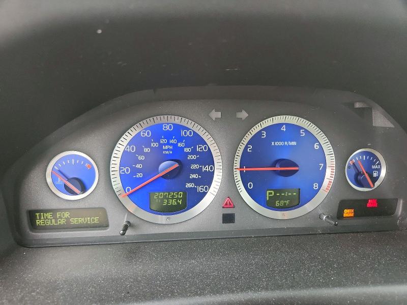 Photo 9 from auction – 2004 VOLVO V70 with VIN YV1SJ52Y142386812