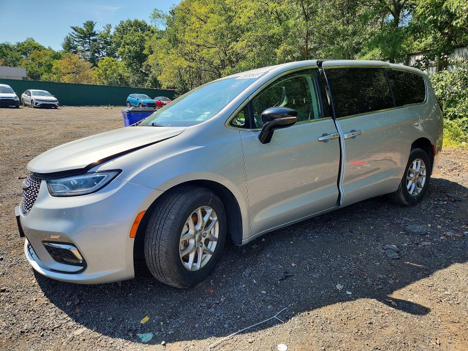 CHRYSLER PACIFICA 2024 with VIN 2C4RC1BG5RR159307 - Photo from auction