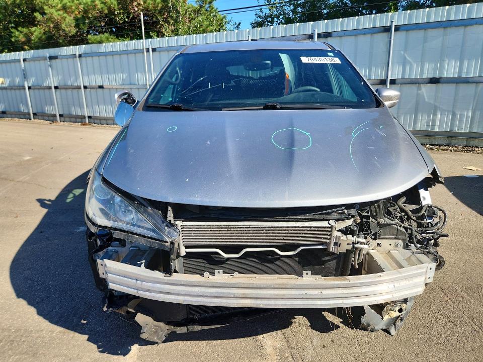 Снимка 5 от търг – 2019 CHRYSLER PACIFICA с VIN 2C4RC1FG1KR681402