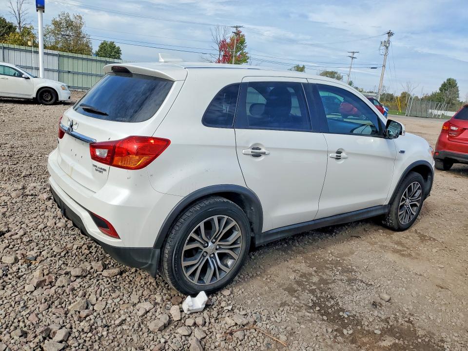 Снимка 3 от търг – 2019 MITSUBISHI OUTLANDER SPORT с VIN JA4AR3AU7KU000564