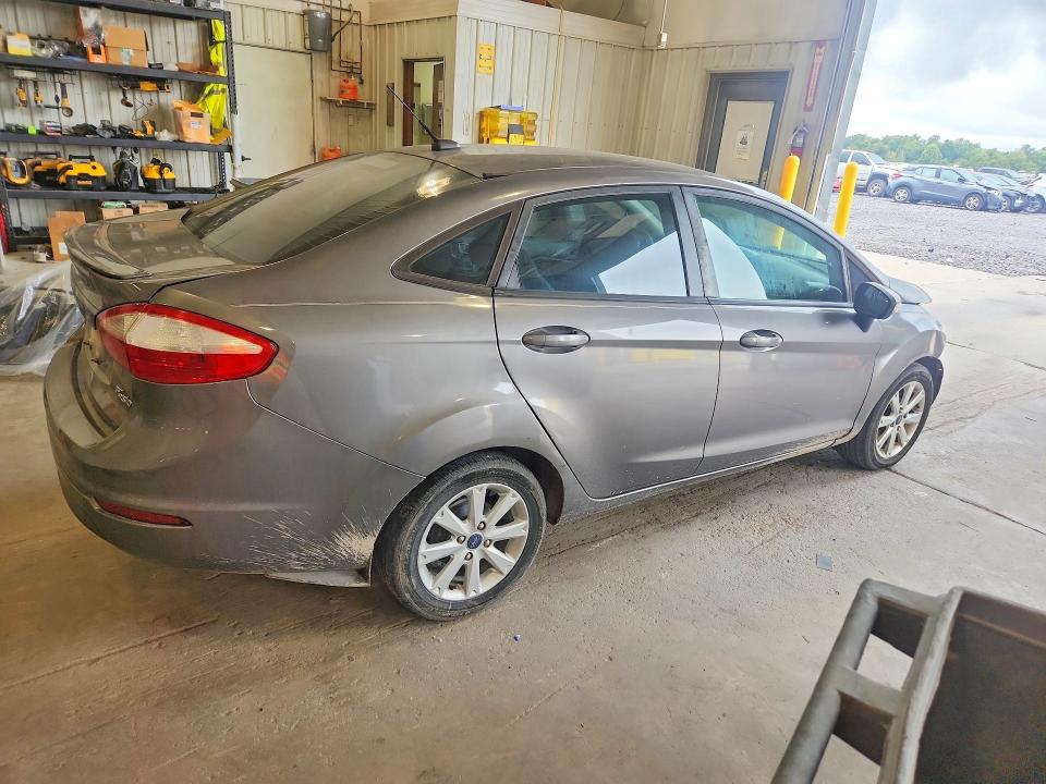 Photo 3 from auction – 2014 FORD FIESTA with VIN 3FADP4BJ1EM132852