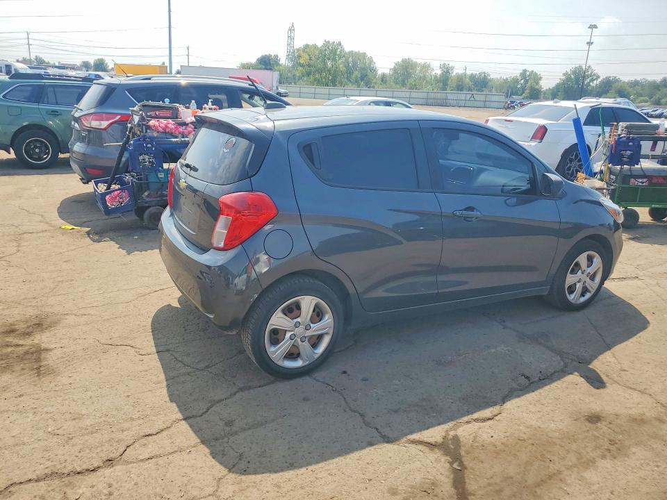 Photo 3 from auction – 2019 CHEVROLET SPARK with VIN KL8CA6SAXKC779856