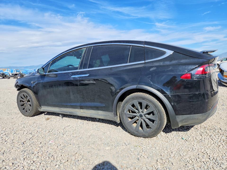 Photo 2 from auction – 2019 TESLA MODEL X with VIN 5YJXCDE22KF180691