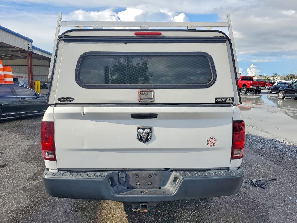 Фото 6 с аукциона – 2016 RAM 1500 с VIN 3C6JR6DG0GG356515