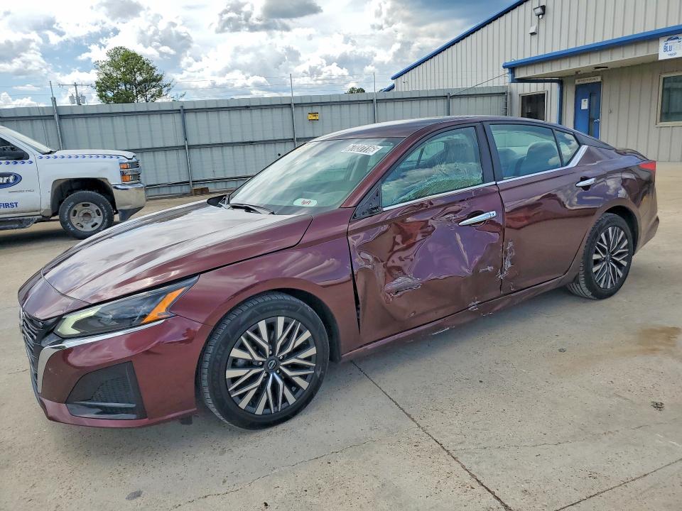 NISSAN ALTIMA 2025 with VIN 1N4BL4DV9SN301617 - Photo from auction