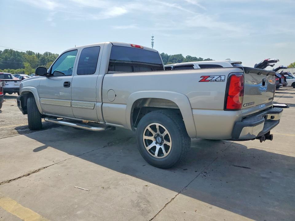 Снимка 2 от търг – 2005 CHEVROLET SILVERADO с VIN 2GCEK19B151296409