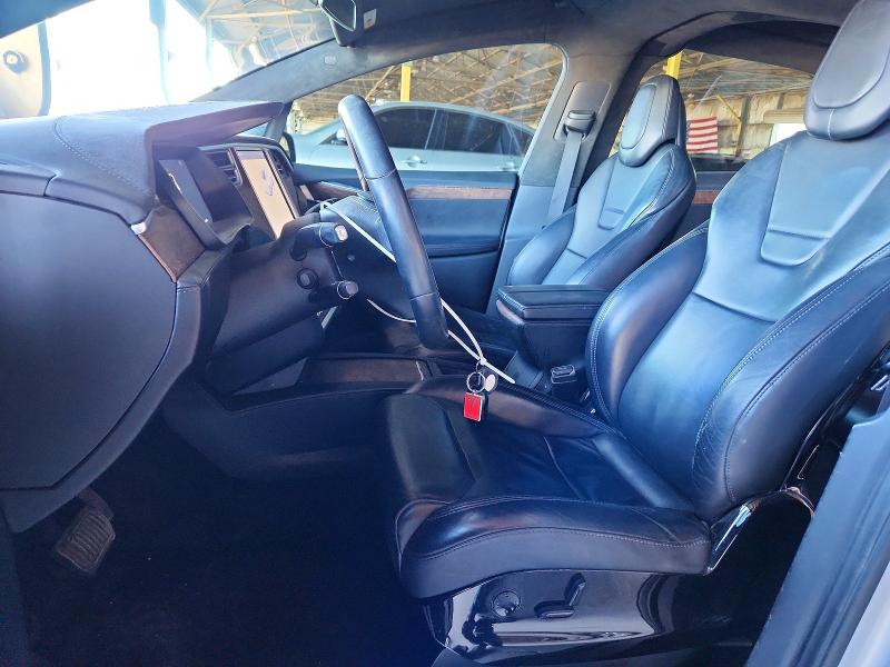 Фото 7 с аукциона – 2017 TESLA MODEL X с VIN 5YJXCBE21HF035655