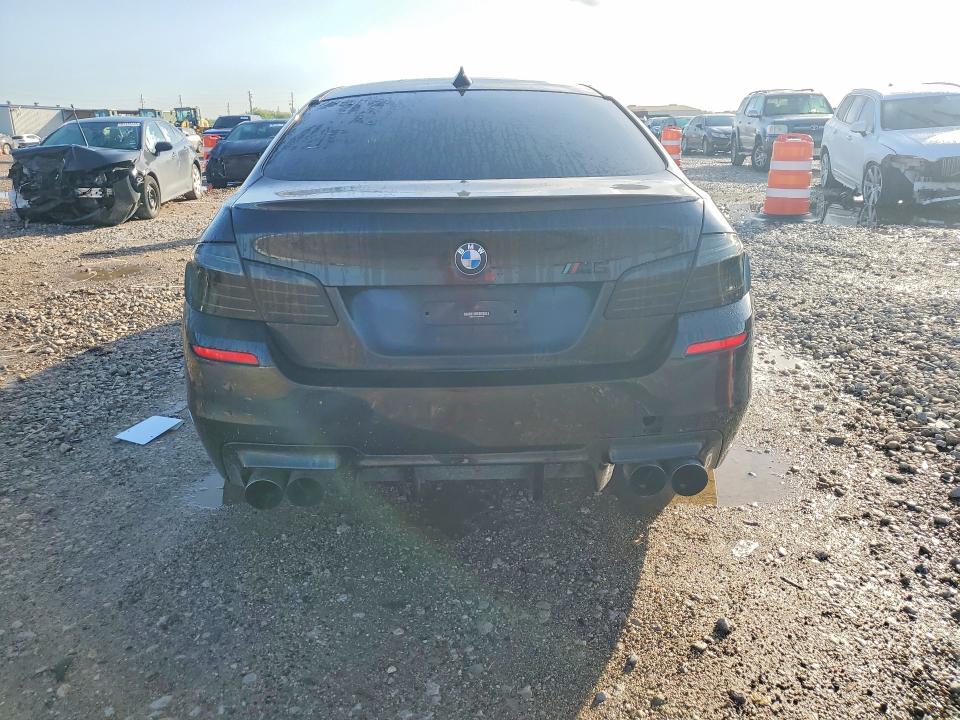 صورة رقم 6 من المزاد - 2013 BMW M5 مع VIN WBSFV9C51DD096106