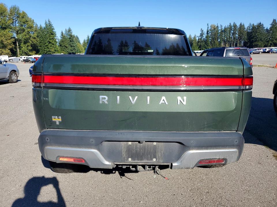 Photo 6 from auction – 2022 RIVIAN R1T with VIN 7FCTGAAA8NN010706