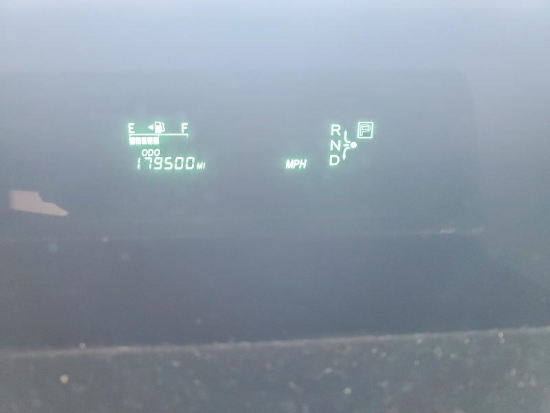 Photo 9 from auction – 2004 TOYOTA PRIUS with VIN JTDKB20U340103386