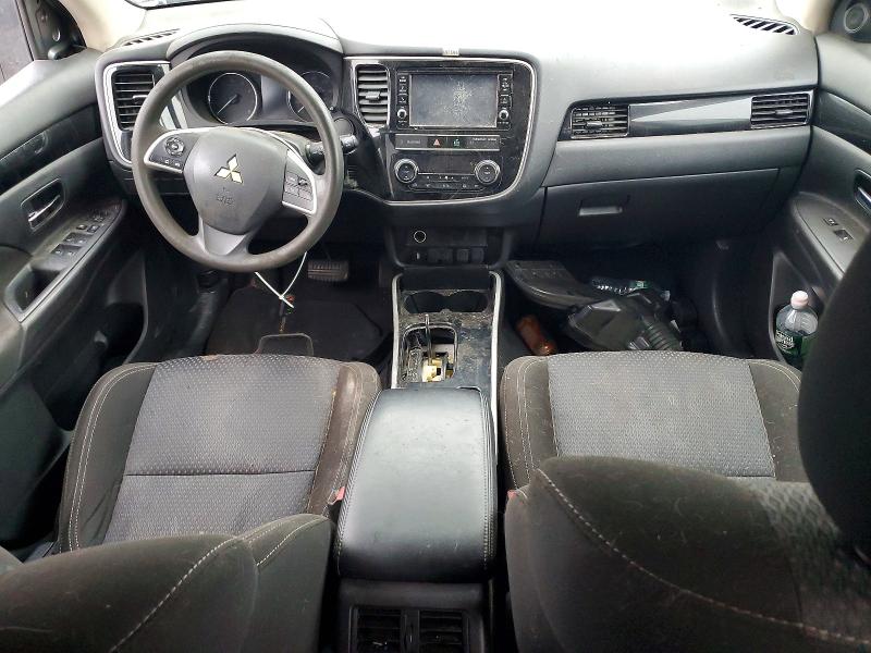 Photo 8 from auction – 2019 MITSUBISHI OUTLANDER with VIN JA4AD2A33KZ053619