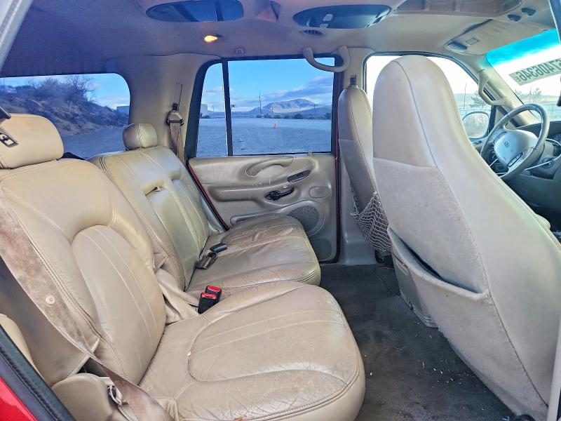 Photo 10 from auction – 2000 FORD EXPEDITION with VIN 1FMRU1769YLB05427