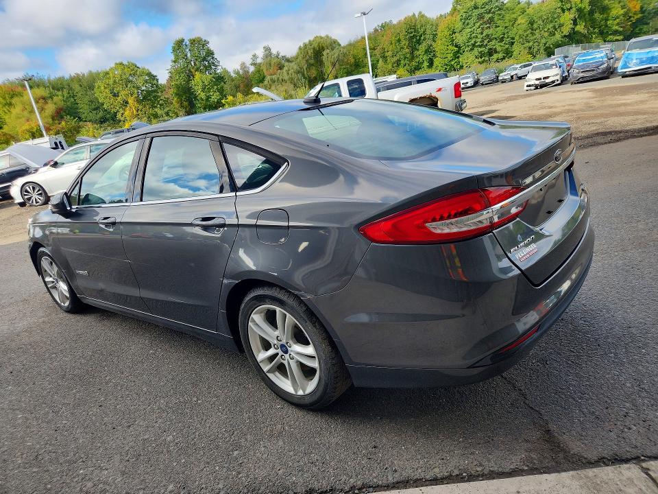 Photo 2 from auction – 2018 FORD FUSION with VIN 3FA6P0UU8JR142185