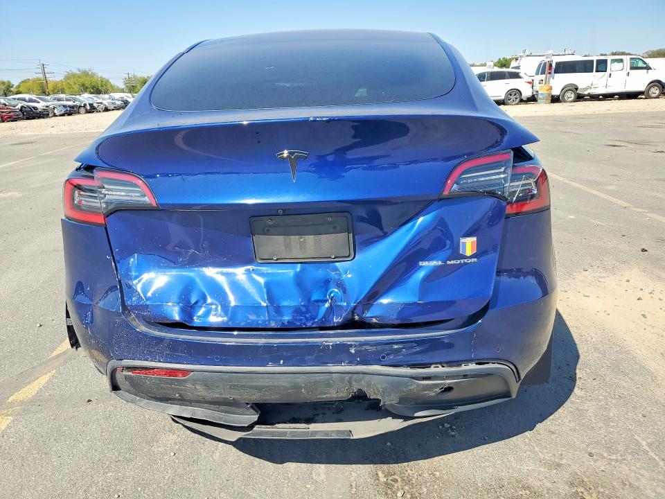 Снимка 6 от търг – 2020 TESLA MODEL Y с VIN 5YJYGDEE2LF031735